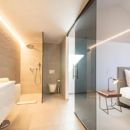 Juma - Moderne Penthouse In St Tropez 아파트