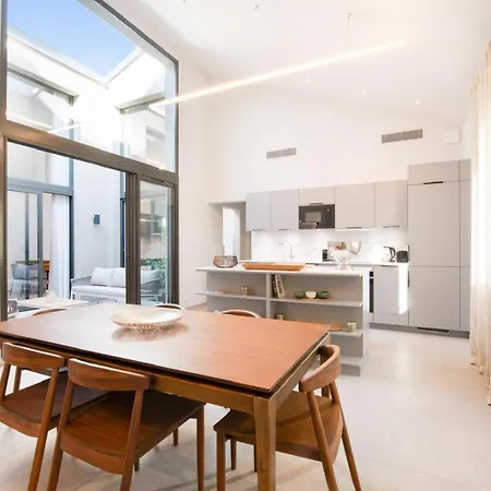 Juma - Moderne Penthouse In St Tropez Apartmán *