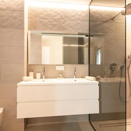 Juma - Moderne Penthouse In St Tropez