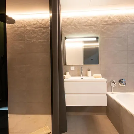 Juma - Moderne Penthouse In St Tropez *